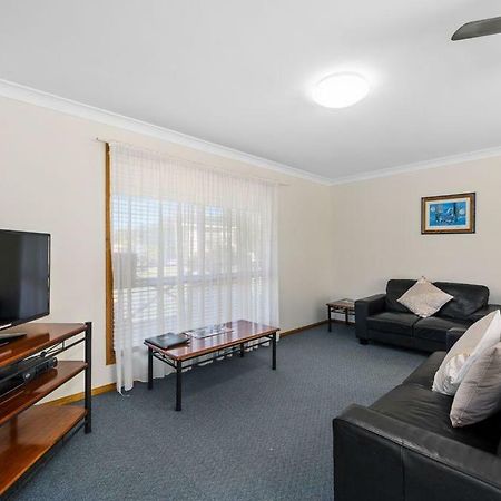 Dolphin Sands Holiday Cabins 科夫斯港 外观 照片